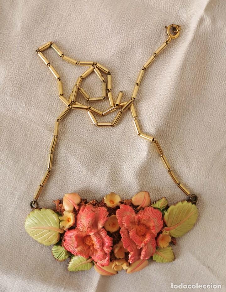 Joalharia: JOY053 COLLAR VINTAGE. MADERA TALLADA Y CRISTAL. ESPA&Ntilde;A. A&Ntilde;OS 80