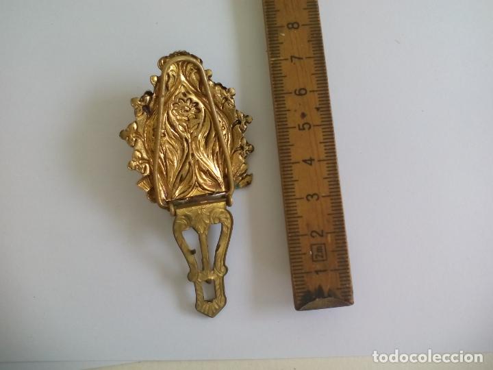 Joyeria: BONITO BROCHE DE METAL DORADO, CON FLOR. - Foto 2