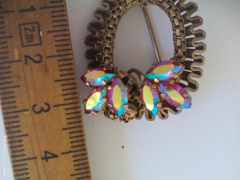 Joalharia: BONITO BROCHE DE METAL DORADO. ALFILER.