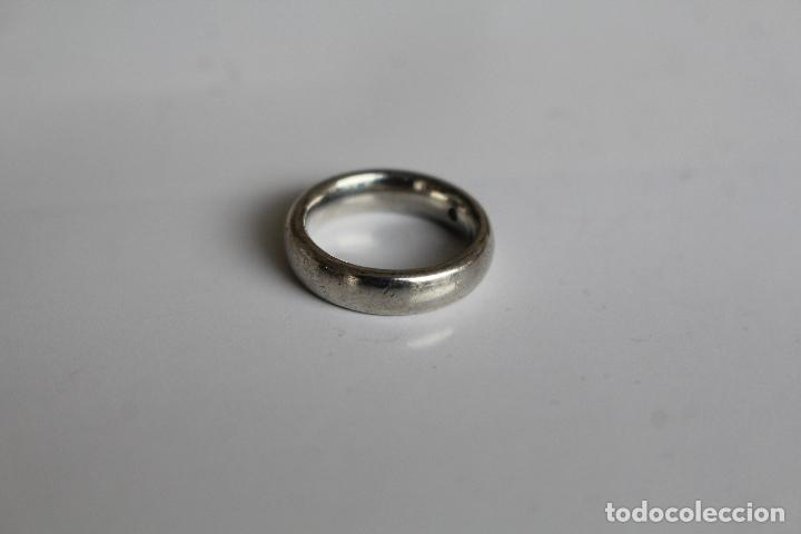 Joyeria: anillo con piedra azul en plata de ley 925 - Foto 2