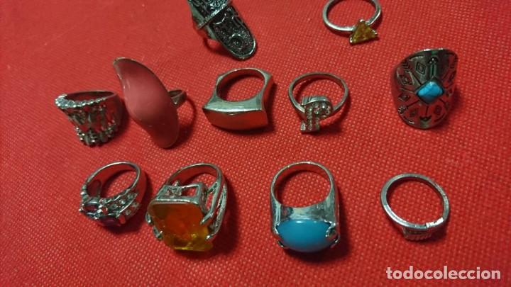 Joyeria: LOTE DE ANILLOS EN BISUTERIA - Foto 2