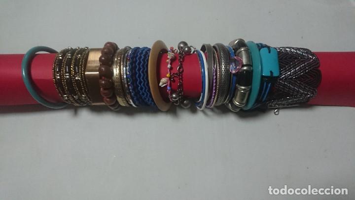 Gioielleria: LOTE DE 36 PULSERAS DE BISUTERIA