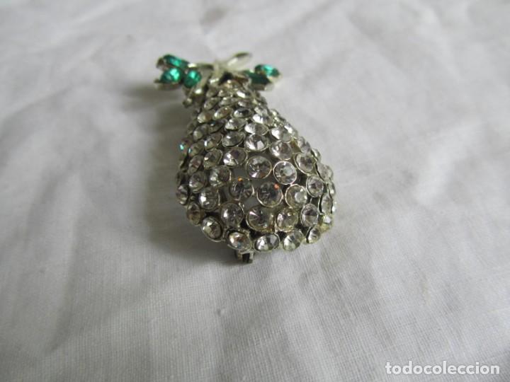 Joyeria: Broche met&aacute;lico con pedrer&iacute;a en forma de pera - Foto 5