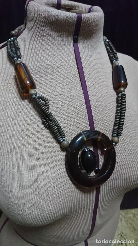 Schmuck: GARGANTILLA, COLLAR EN BISUTERIA