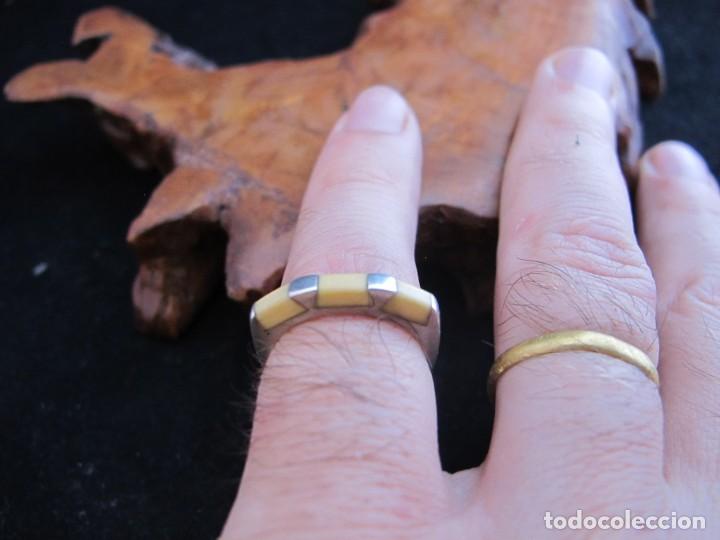 Joyeria: Anillo de plata con incrustaciones de hueso - Foto 5