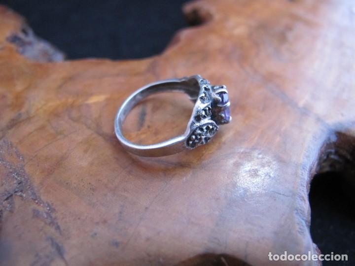 Joyeria: Anillo de plata con piedras - Foto 3