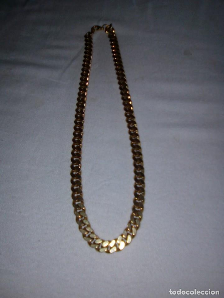 Joyeria: Cadena de gran grosor chapada en oro