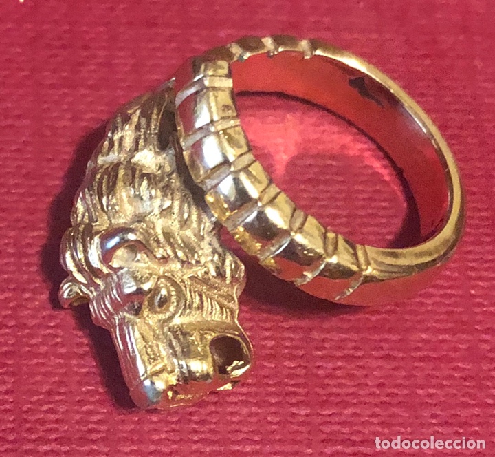 Joyeria: Bello anillo chapado en oro. Gran calidad.
