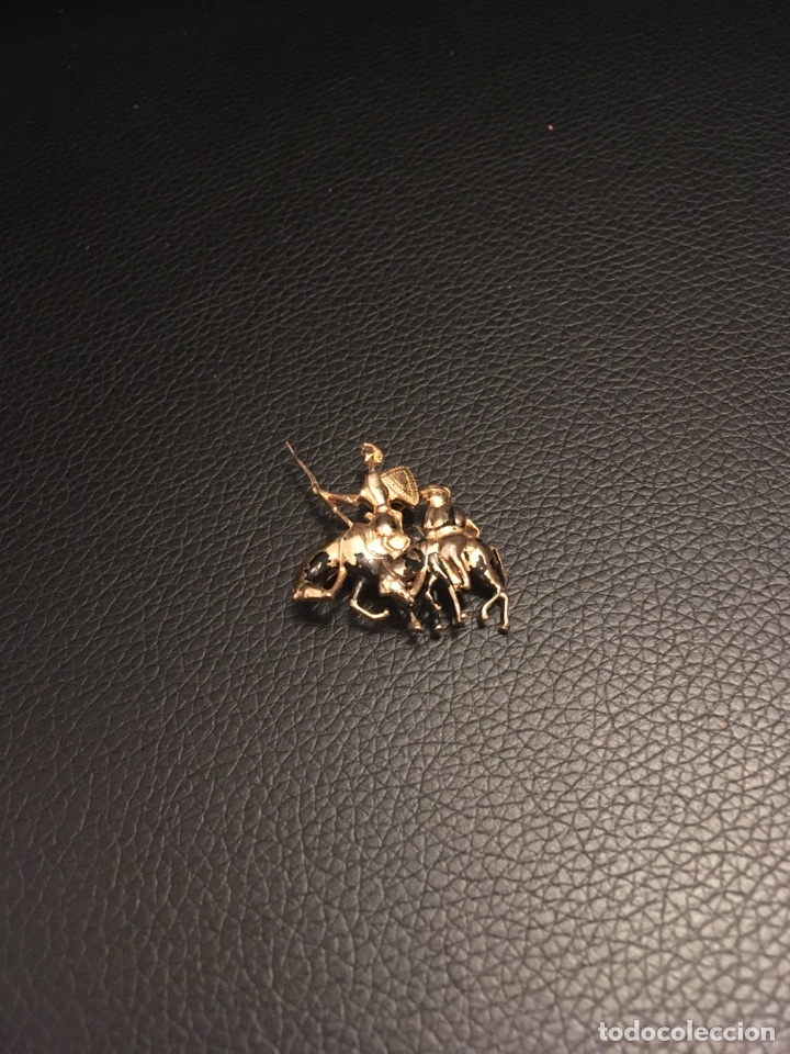 Joaillerie: BROCHE ANTIGUO CHAPADO EL QUIJOTE Y SANCHO