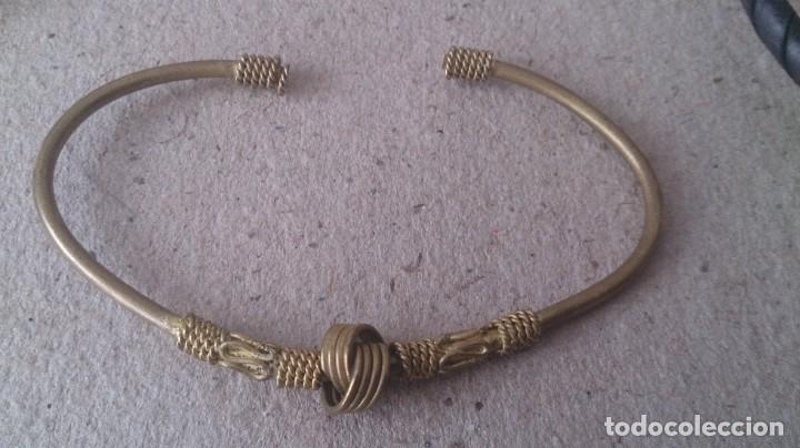 Joyeria: 4 collares 5 pendientes 8 pulseras. 190 - Foto 8