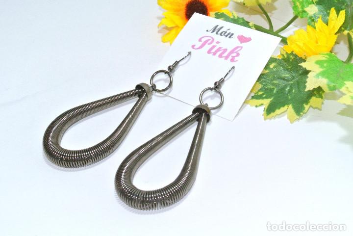 Joyeria: Pendientes largos color plata, A&ntilde;o 2000, Nuevos - Foto 2