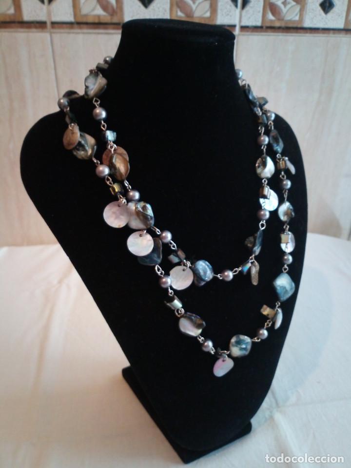 Joyeria: 38-COLLAR DE DISE&Ntilde;O LARGO DE MADREPERLA Y PERLAS GRISES