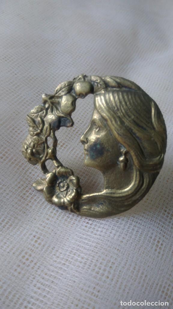 Joaillerie: PRECIOSO BROCHE-COLGANTE MODERNISTA