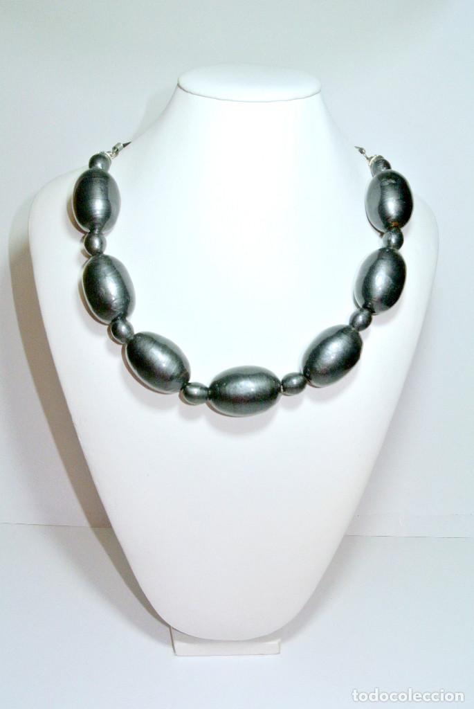 Joyeria: Collar corto color gris oscuro, A&ntilde;o 2000, Nuevo - Foto 2