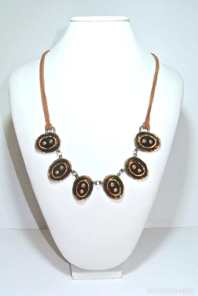 Joyeria: Collar color marr&oacute;n y plata, A&ntilde;o 2000, Nuevo - Foto 1