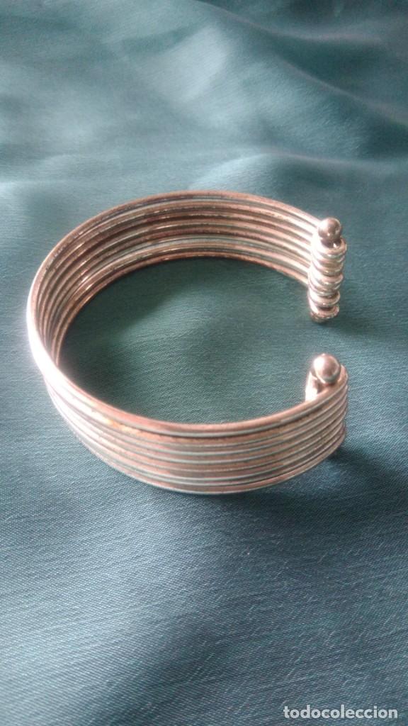 Joyeria: PULSERA PLATEADA RIGIDA - Foto 2