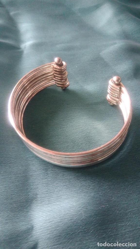 Joyeria: PULSERA PLATEADA RIGIDA - Foto 3