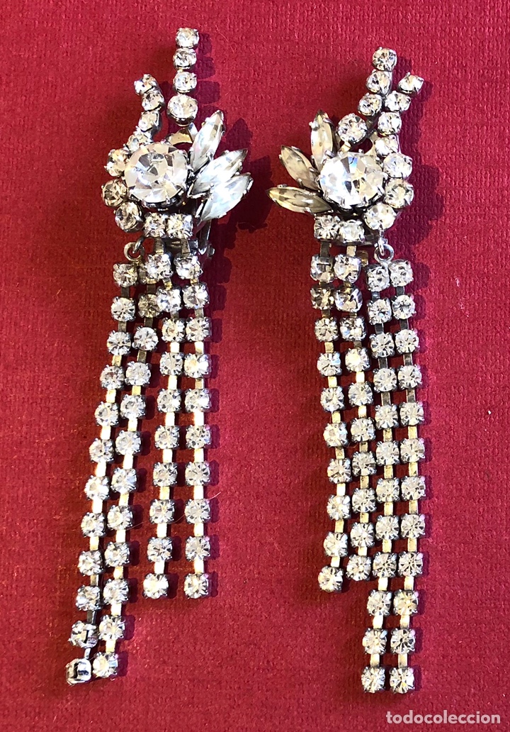 Joyeria: Antigua pareja de pendientes, en pedreria