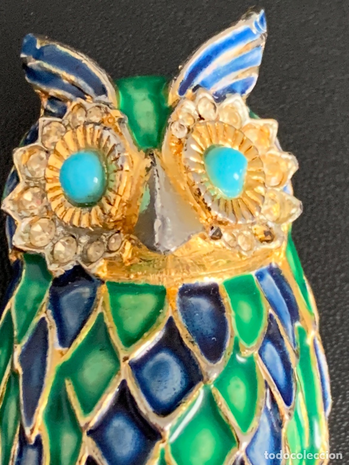 Joyeria: Fant&aacute;stico broche en bronce dorado y esmalte, en forma de b&uacute;ho - Foto 2