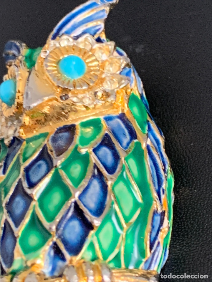 Joyeria: Fant&aacute;stico broche en bronce dorado y esmalte, en forma de b&uacute;ho - Foto 5