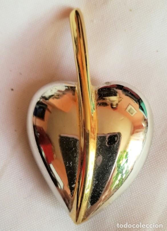 Joalharia: BROCHE 'HOJA' de MONET. CHAPADO EN ORO Y PLATA. FIRMADO. PERFECTISIMO