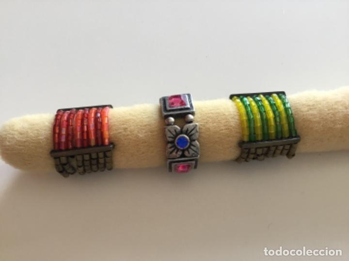 Joyeria: LOTE DE 3 ANILLOS VINTAGE . EL&Aacute;STICOS - Foto 1