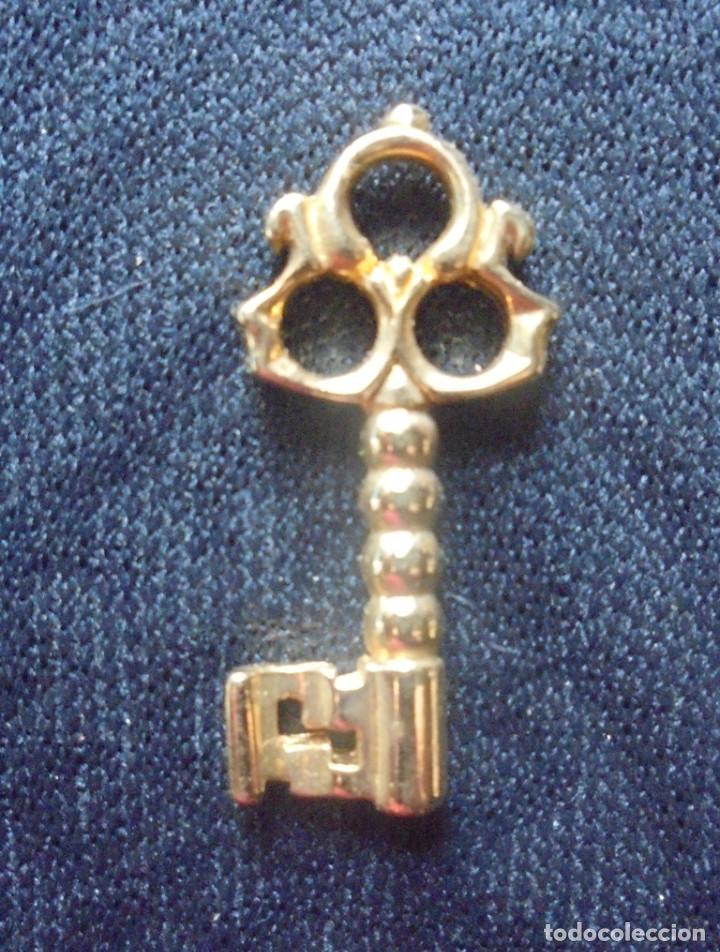 Joyeria: Colgante llave ba&ntilde;o de oro - Foto 1