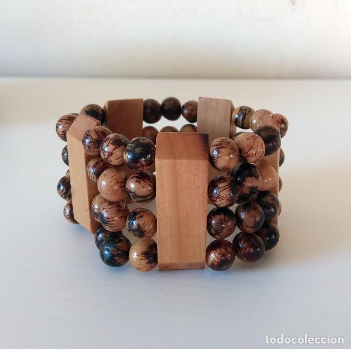 Joyeria: PULSERA DE CUENTAS Y PIEZAS DE MADERA - Foto 1