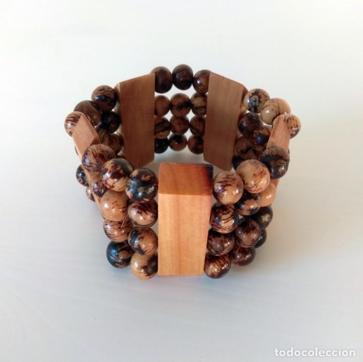 Joyeria: PULSERA DE CUENTAS Y PIEZAS DE MADERA - Foto 2