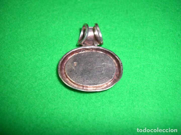 Joyeria: COLGANTE EN PLATA DE LEY CON INCRUSTACIONES DE MADREPERLA. - Foto 2