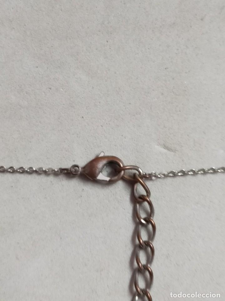 Joyeria: CADENA DE METAL PLATEADO CON COLGANTE EN FORMA DE TRAINGULO - Foto 6