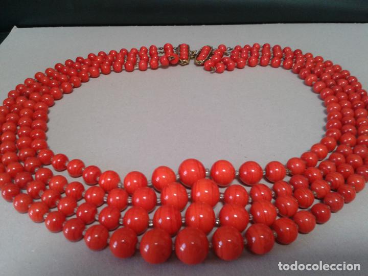 Joyeria: Gargantilla opalina roja. 4 bueltas. 50 cm. Avierta. - Foto 1