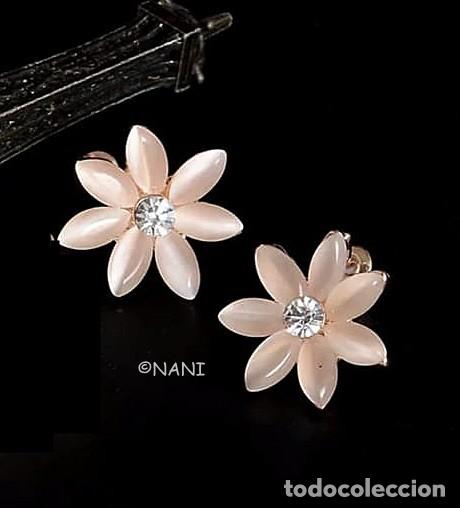 Joyeria: BONITOS PENDIENTES FLOR BA&Ntilde;ADOS EN ORO. - Foto 1