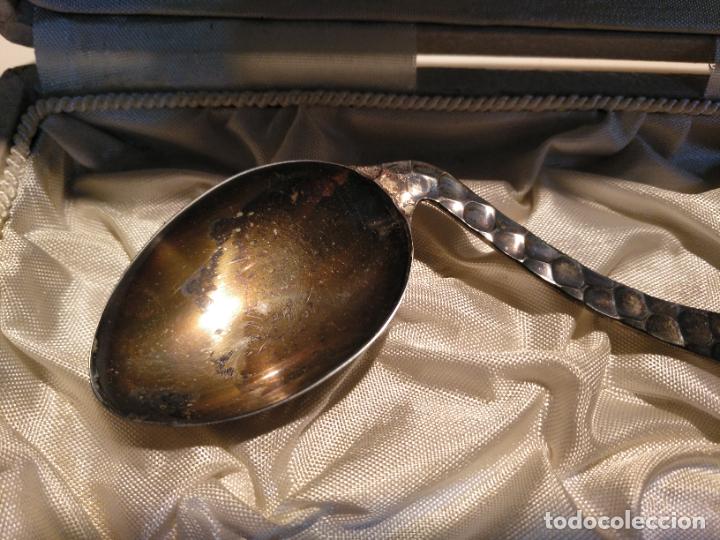 Joyeria: Cuchara antigua de plata con estuche - Foto 2