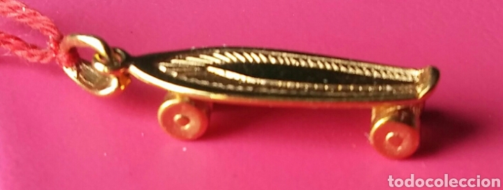 Joyeria: Skateboard o monopatin dorado - 20mm - Foto 1