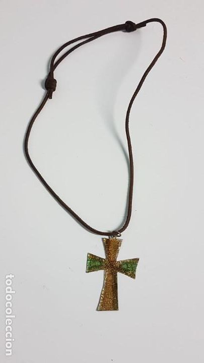 Joyeria: Colgante de de cruz esmaltada - Foto 2