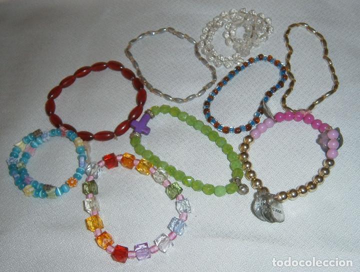 Schmuck: lote de pulseras plastico de varios colores regulables