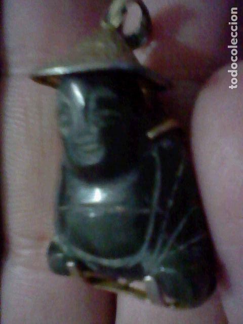 Joyeria: BVDA PIEDRA TIPO JADE O SIMILAR COLGANTE METAL DORADO 3 CMS ALTO APROX LEER DESCRIPCION