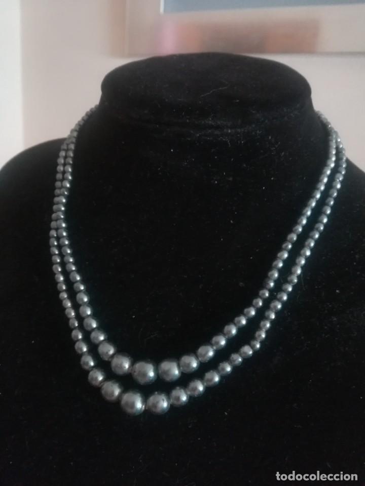 Gioielleria: collar vintage clasico de perlas gris , con bonito cierre.