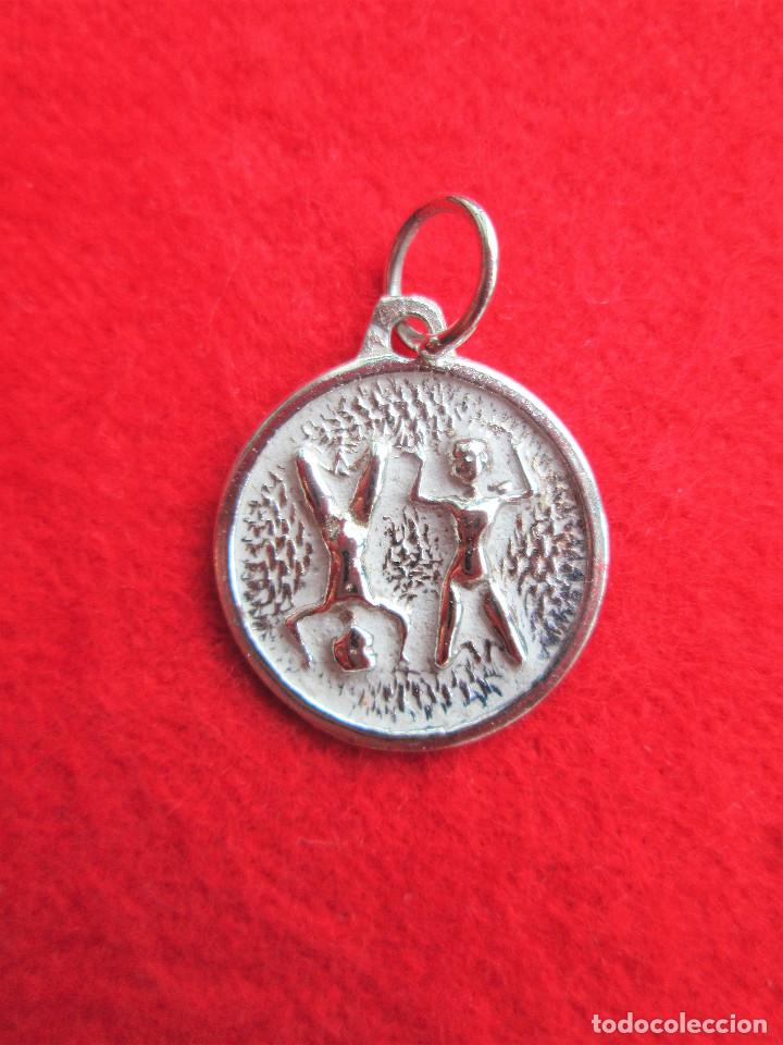Joyeria: MEDALLA EN PLATA. - PLACA DEL HOROSCOPO - GEMINIS - Foto 1
