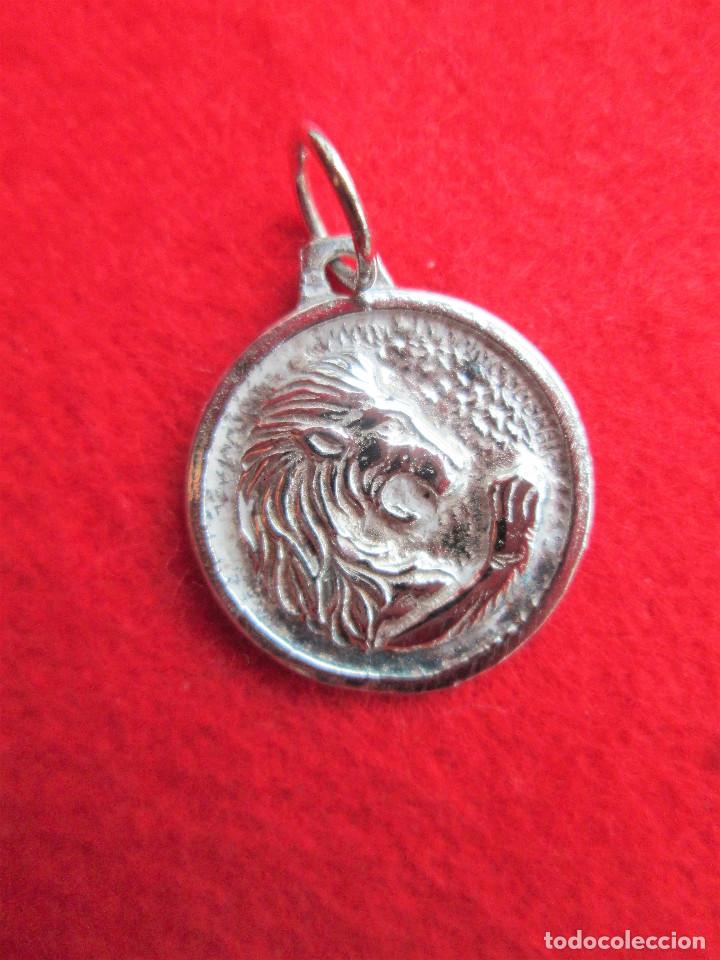 Joyeria: MEDALLA EN PLATA. - PLACA DEL HOROSCOPO - LEO. - Foto 3
