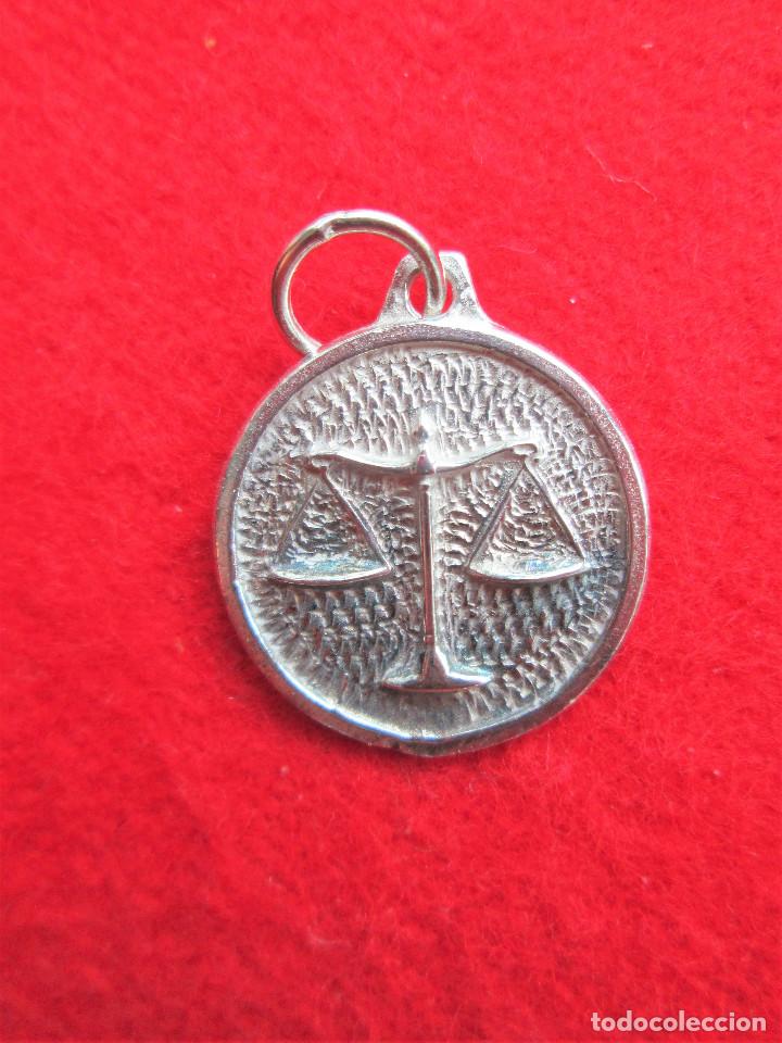 Joyeria: MEDALLA EN PLATA. - PLACA DEL HOROSCOPO - LIBRA. - Foto 1