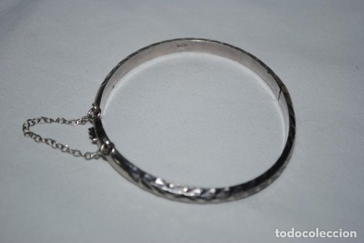 Joyeria: PULSERA BISELADA DE PLATA . - Foto 1