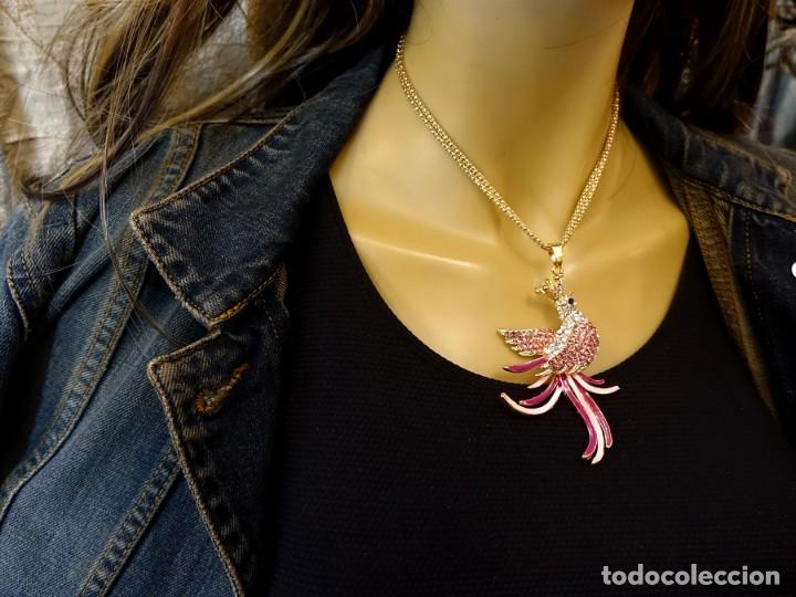 Joalharia: COLGANTE BETSEY JOHNSON DE AVE DEL PARAISO