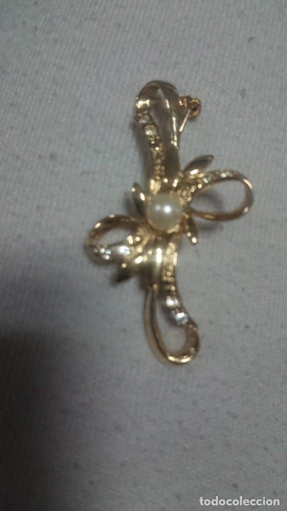 Joaillerie: BROCHE DORADO DE BISUTERIA