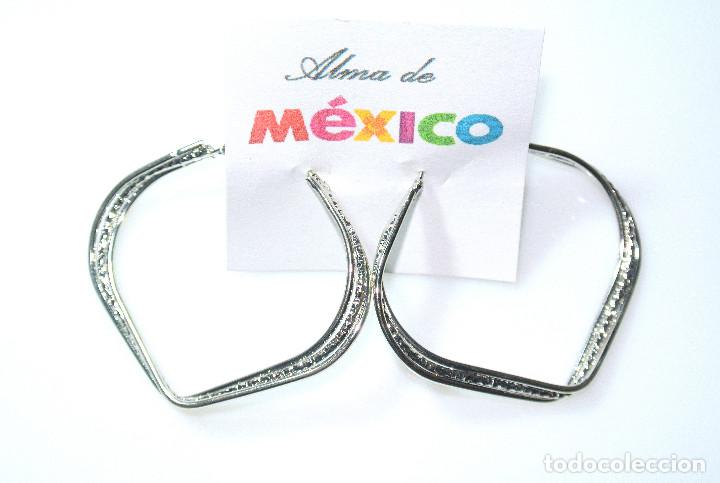 Joyeria: Pendientes de aro color plata, A&ntilde;o 2000, Nuevos - Foto 1