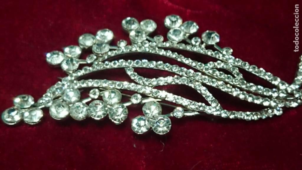 Gioielleria: BONITO Y LLAMATIVO BROCHE DE BISUTERIA.... ADORNO DE ROPA, PEINADO.... LEER DESCRIPCI&Oacute;N