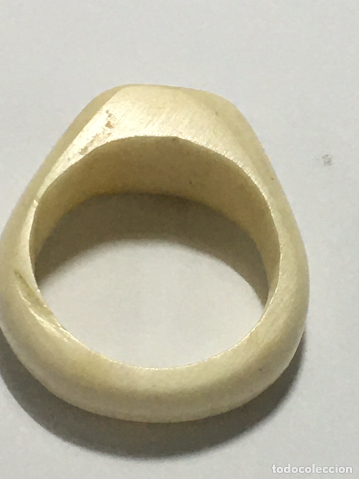 Joaillerie: Sello de hueso o marfil 11 mm la cabeza interior 18 mm de di&aacute;metro