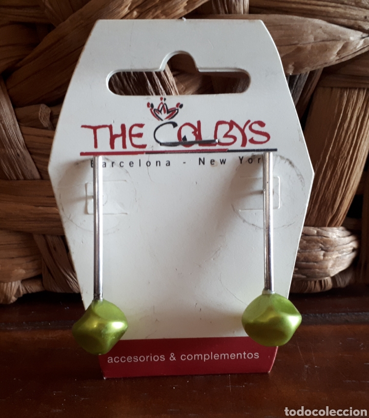 Joalharia: Pendientes de plata con abalorio en verde