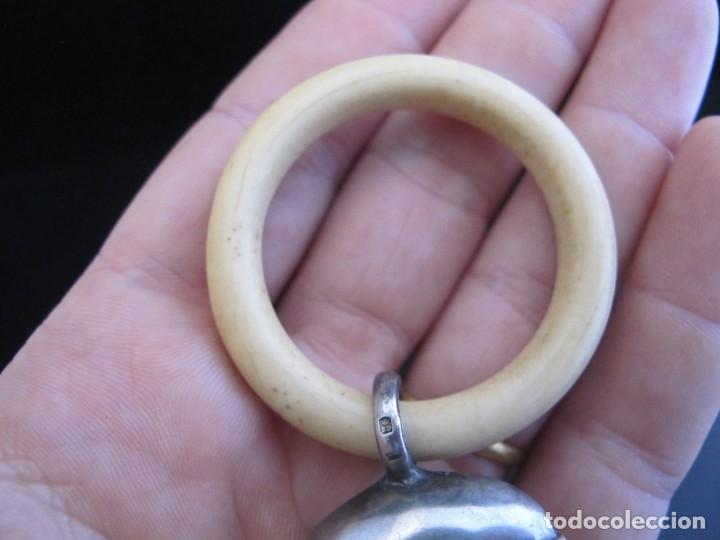 Joyeria: Antiguo sonajero de plata y hueso - Foto 9
